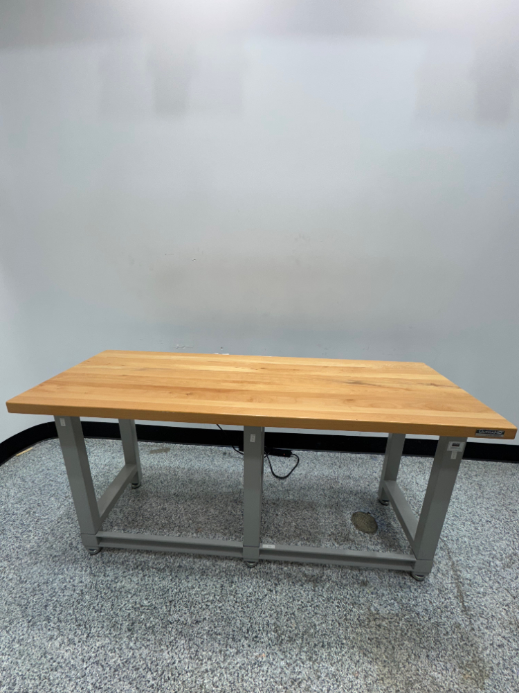 Image of 6' Adjustable Height work bench